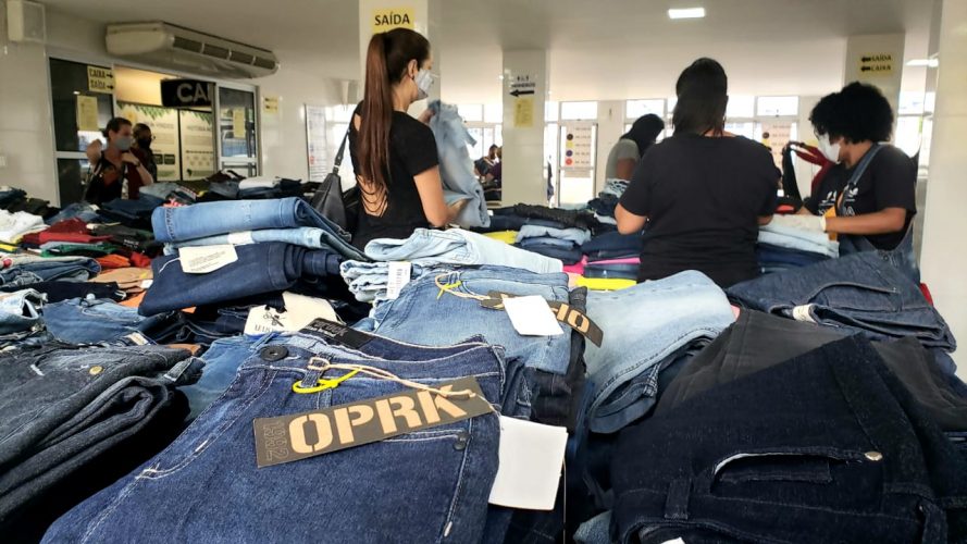 Read more about the article Evento “Outlet Jeans Beneficente” favorece a APAE-DF