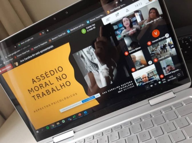 Read more about the article Colaboradores da Associação acompanham palestra sobre assédio moral