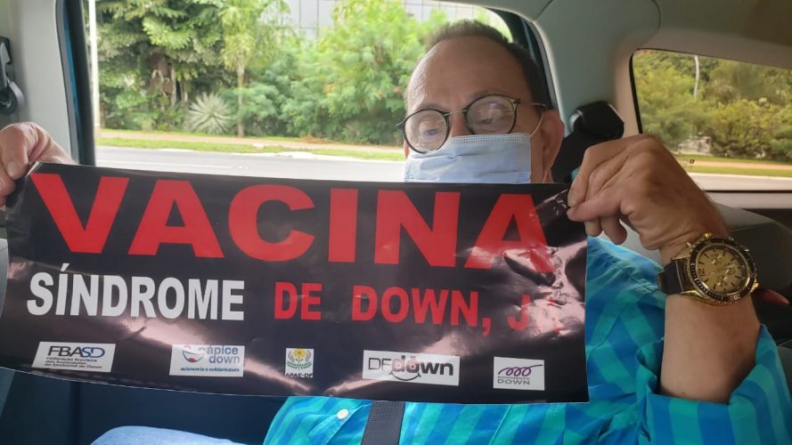 Read more about the article APAE-DF participa de Carreata pela vacinação de pessoas com Down