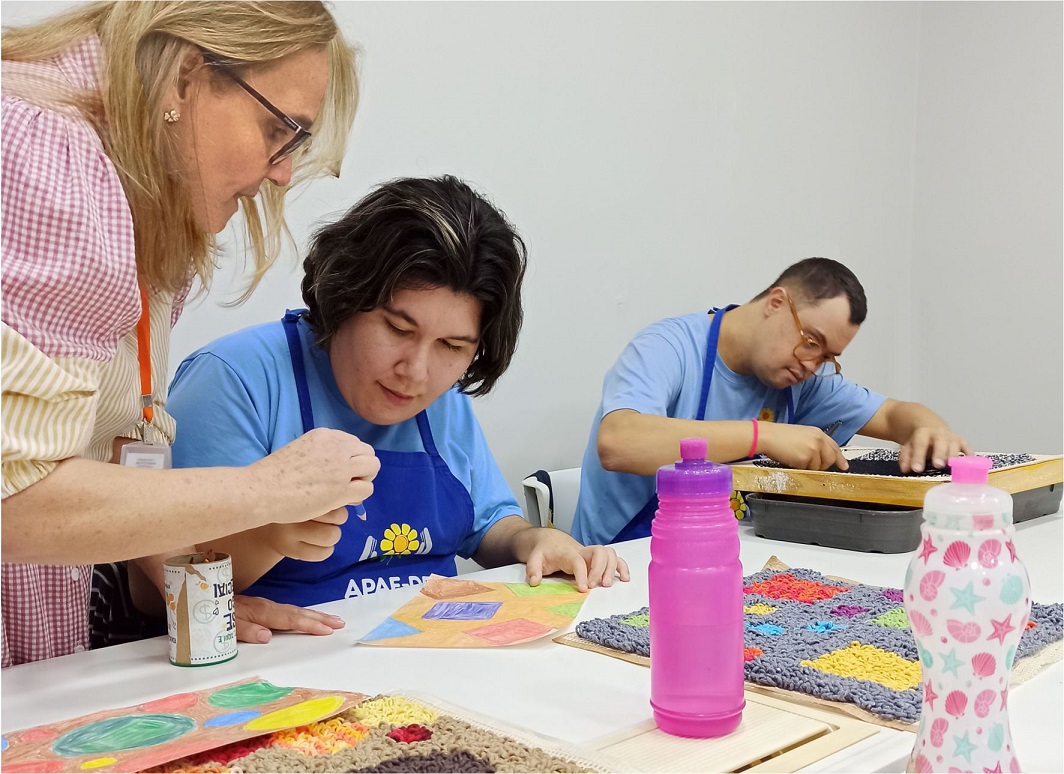 Read more about the article Projeto ‘Arte Popular’ desenvolve habilidades de PCDs na APAE-DF